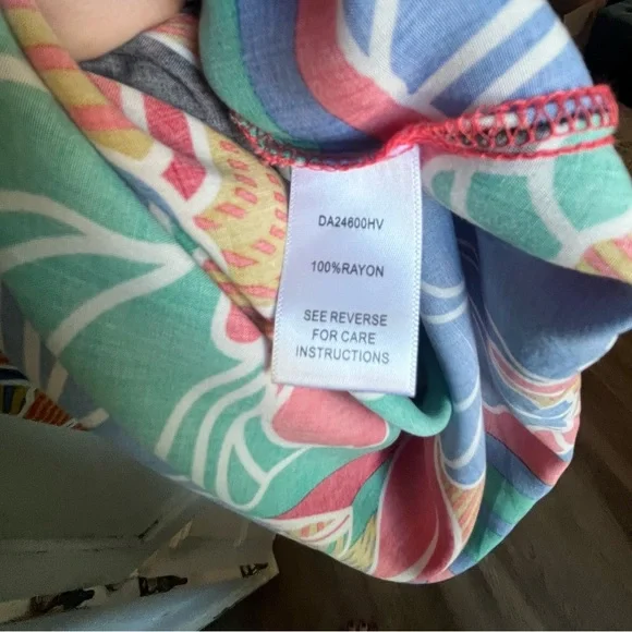 Vici Aakaa Put it in Print Vibrant Floral Off-Shoulder Smocked Maxi Dress - Picture 4 of 9